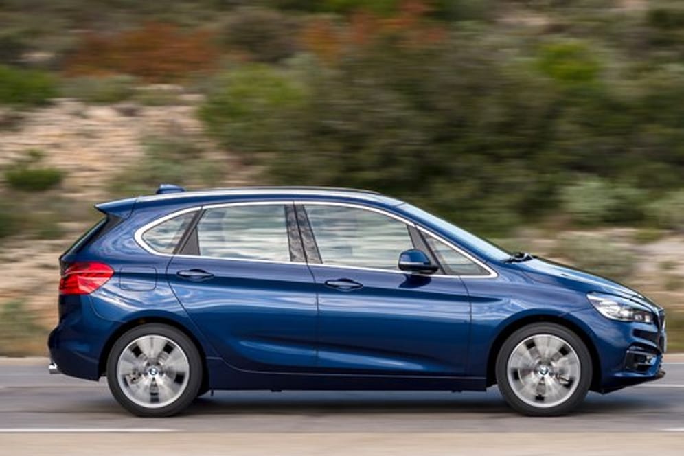 Der BMW versteht sich als sportlicher Van und wird je nach Modell bis zu 235 km/h schnell.