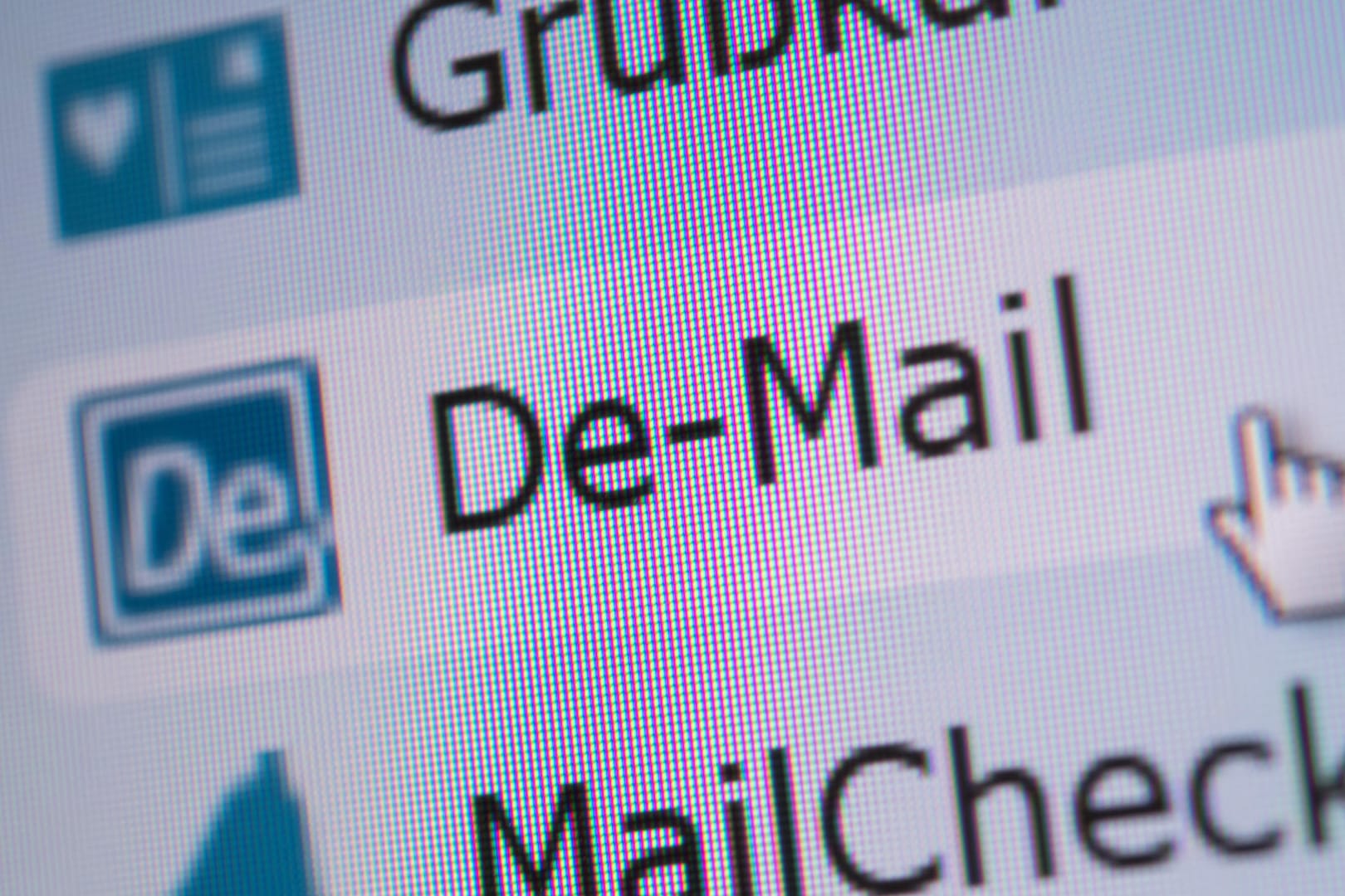 De-Mail: Mit diesem E-Mail-Service lassen sich wichtige Dokumente wie Schadenmeldungen oder Kündigungen nachweissicher verschicken.