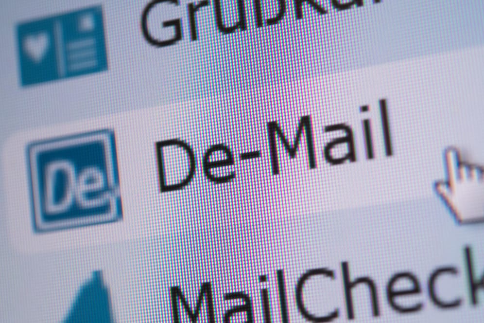 De-Mail: Mit diesem E-Mail-Service lassen sich wichtige Dokumente wie Schadenmeldungen oder Kündigungen nachweissicher verschicken.
