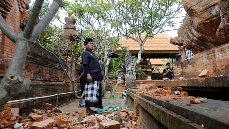 Erdbebenschäden in einem Tempel auf Bali.