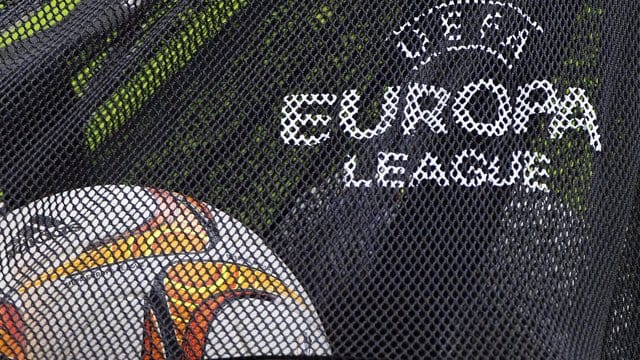 Darf KV Mechelen doch in der Europa League starten? Die UEFA hält sich noch bedeckt. Darf KV Mechelen doch in der Europa League starten? Die UEFA hält sich noch bedeckt.