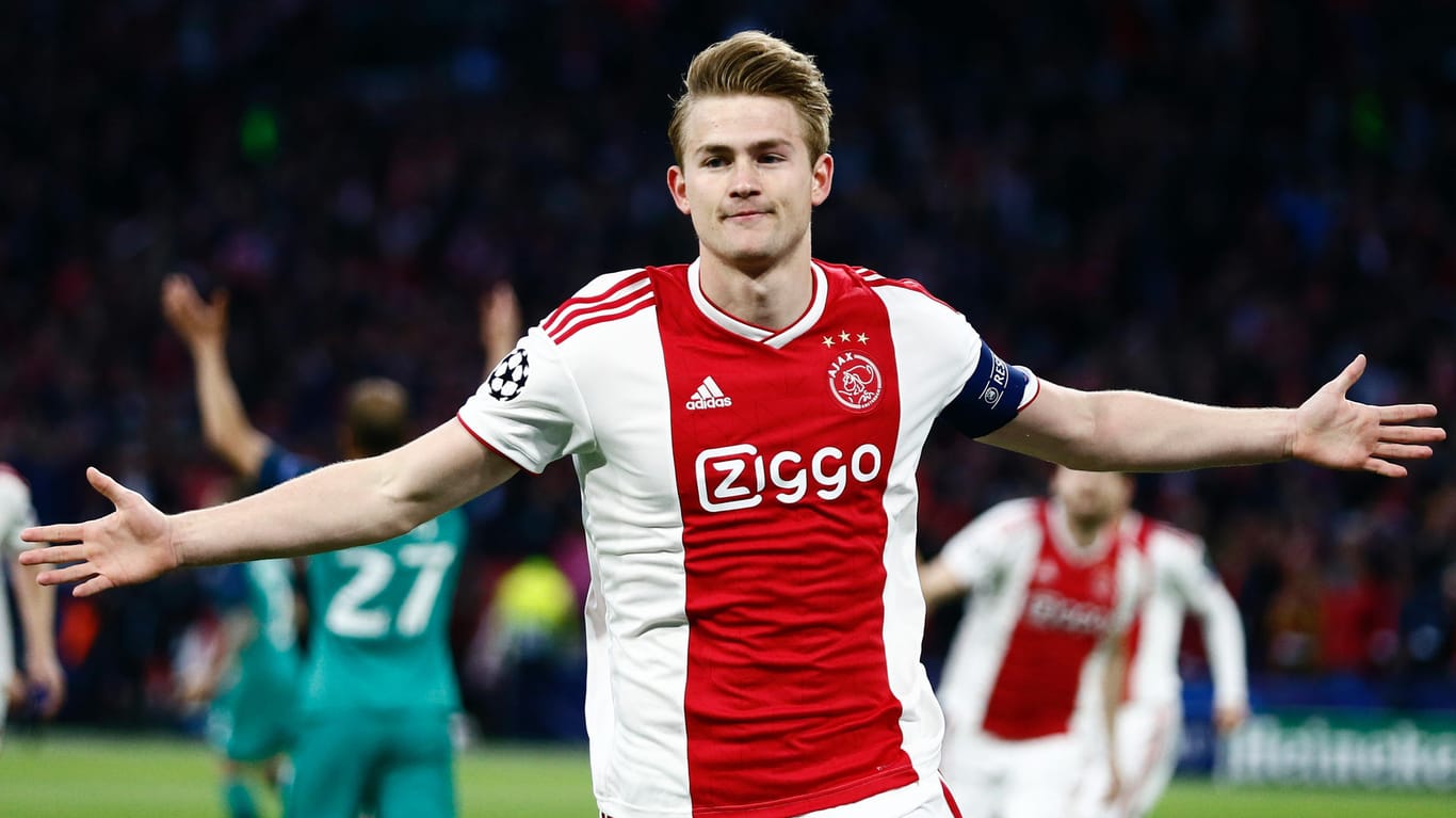 Matthijs de Ligt von Ajax Amsterdam schließt sich wohl Juventus Turin an.