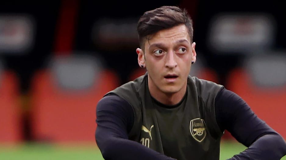 Mesut Özil beim Training im Mai 2019: Hier noch mit braunem Haar.