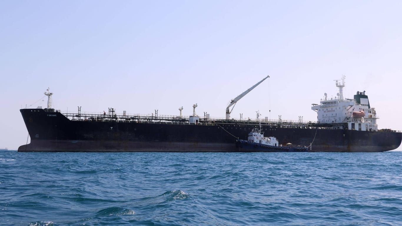 Öltanker vor dem Iran: Das Land hat ein Schiff unter der Flagge von Panama auf Grund von technischen Problemen abgeschleppt. (Symbolbild)