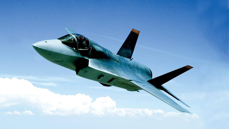 Ein US-Kampfjet des Typs F-35: Die USA befürchten, dass Russland über das Radar der S-400-Anlagen an Informationen über die Jets kommen könnte. (Symbolbild)