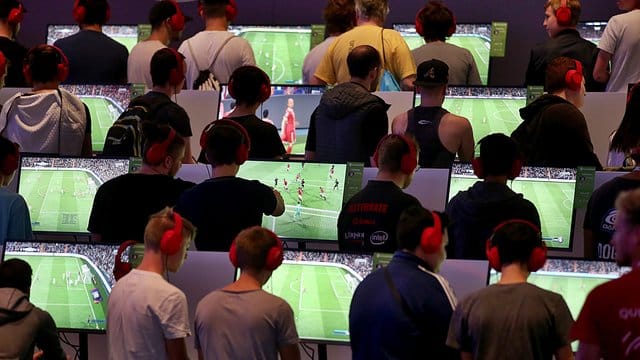 Computerspielmesse Gamescom: Besucher werden in diesem Jahr mehr Platz auf der Messe haben.