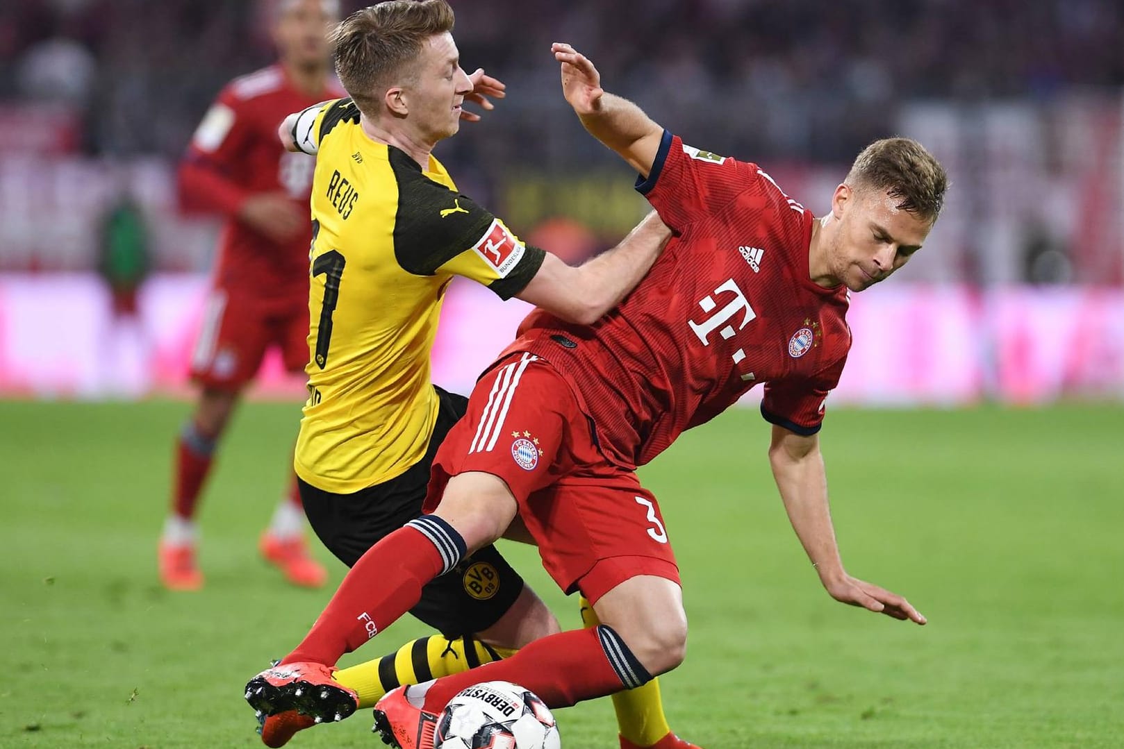 Schon der Supercup zwischen Dortmund und Bayern (3. August) wird von DAZN übertragen.