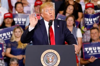 US-Präsident Trump in Greenville: "Dieser entsetzliche Sprechchor macht Amerika nicht großartig."