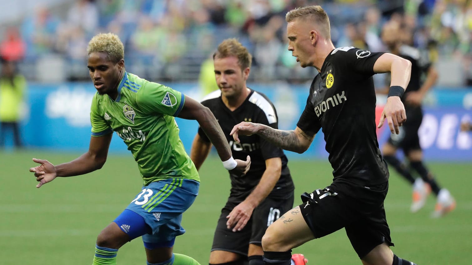 Erfolgreich in Seattle: Marius Wolf (r.) und Mario Götze.