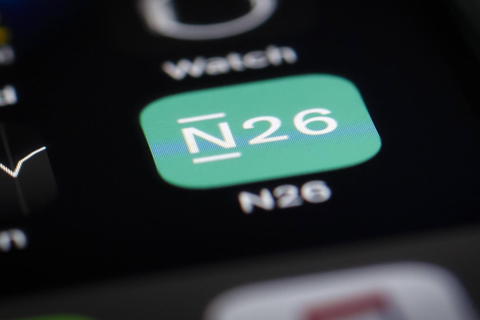 Die App der Online-Bank N26 ist auf einem Smartphone zu sehen: N26 gilt nach einer Finanzspritze als wertvollstes deutsches Start-up.