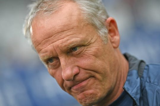 Freiburgs Trainer Christian Streich will noch einige Spieler abgeben, weil der Kader "noch zu groß ist.