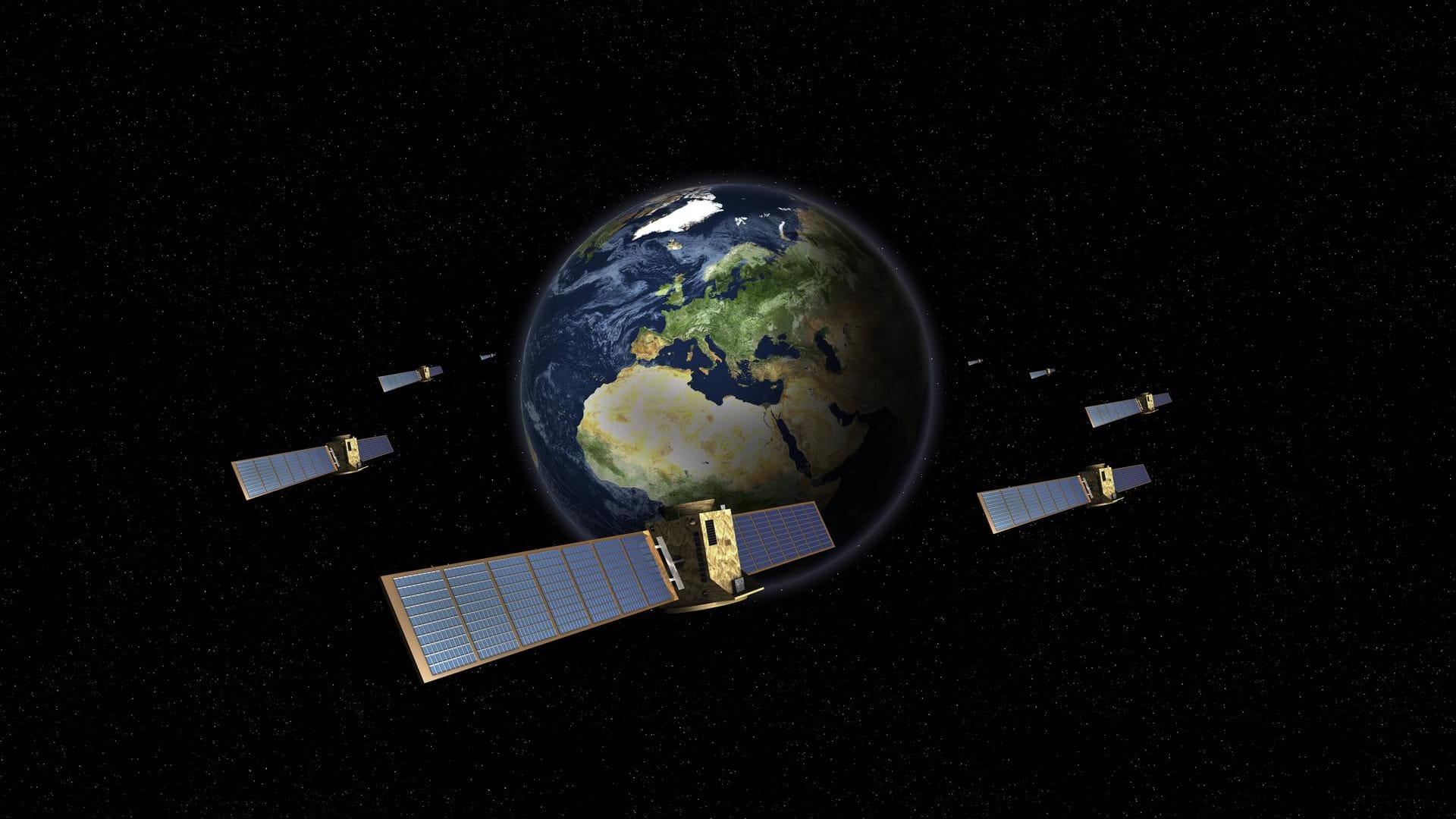 Satelliten umkreisen die Erdkugel: Das Galileo-Navigationssystem ist wieder in Betrieb. (Symbolbild) Satelliten umkreisen die Erdkugel: Das Galileo-Navigationssystem ist wieder in Betrieb. (Symbolbild)