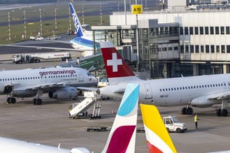 Düsseldorf International Airport: Am drittgrößten Flughafen Deutschlands ist fast jeder dritte Flug mehr als 15 Minuten zu spät.
