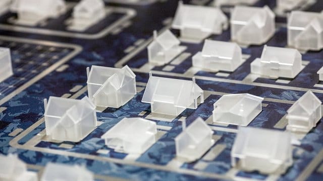 Wie Städte dem Klimawandel konstruktiv begegnen können, zeigt die Ausstellung "Solar Guerrilla: Constructive Responses to Climate Change" in Tel Aviv. Wie Städte dem Klimawandel konstruktiv begegnen können, zeigt die Ausstellung "Solar Guerrilla: Constructive Responses to Climate Change" in Tel Aviv.
