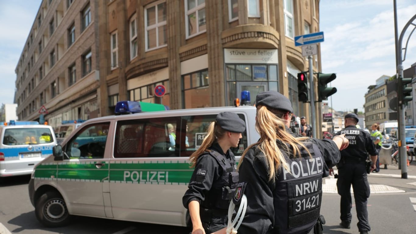 Anti-Terror-Razzia in Köln: Für drei Gefährder wurde Langzeitgewahrsam angeordnet.