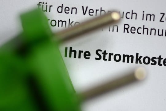 Stromkosten: Verschuldet der Stromkunde, dass der Zählerstand nicht an den Energieversorger übermittelt wurde, muss er eine Schätzung des Verbrauchs hinnehmen.