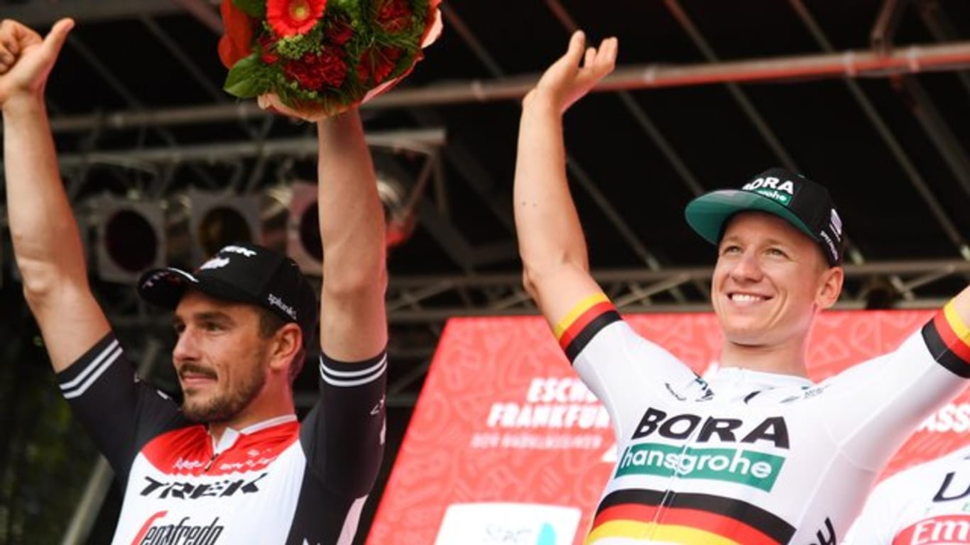 Trainieren und Regenerieren statt bei der Tour zu schwitzen: Pascal Ackermann (r) und John Degenkolb.