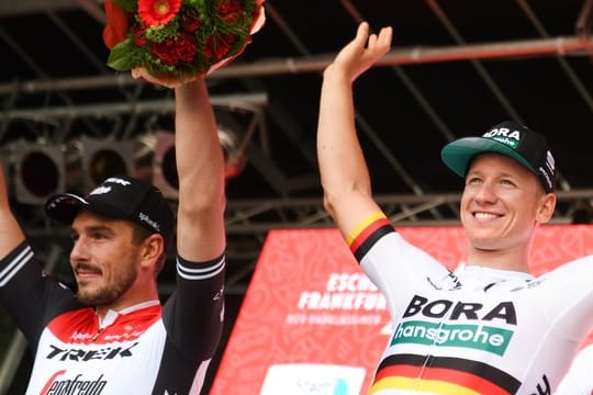 Trainieren und Regenerieren statt bei der Tour zu schwitzen: Pascal Ackermann (r) und John Degenkolb.