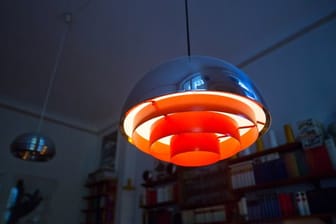 Die Esstischlampe "Milieu" von Jo Hammerborg.