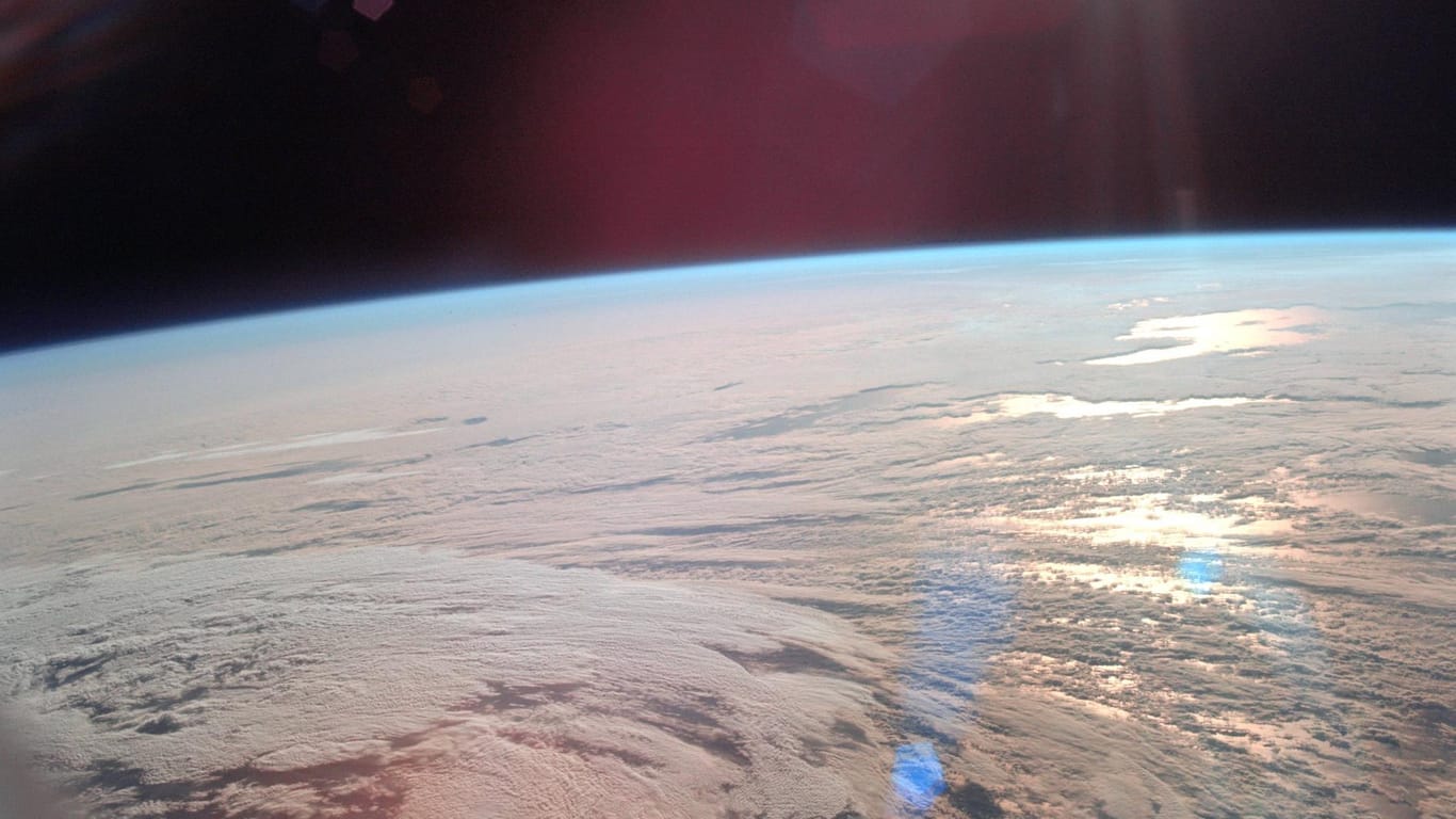 Blick auf die Erde von Columbia aus: Michael Collins blieb im Mondorbit, als Armstrong und Aldrin auf dem Mond landeten.