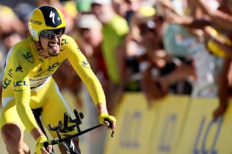 Julian Alaphilippe: Der bislang beste Fahrer der Tour de France gewann auch das Einzelzeitfahren.