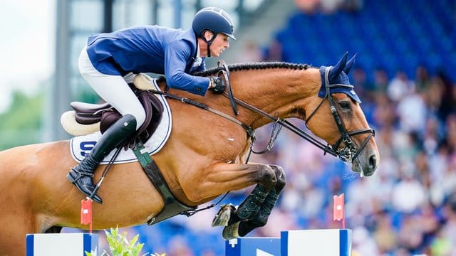 Springreiter Daniel Deußer auf seinem Pferd Killer Queen.