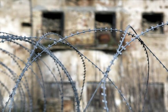 Stacheldraht in Nicosia in der von den UN kontrollierten Pufferzone.