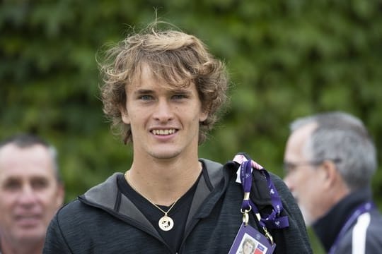 Alexander Zverev trifft zum Auftakt des Sandfplatzturniers in Hamburg auf den Chilenen Nicolas Jarry.