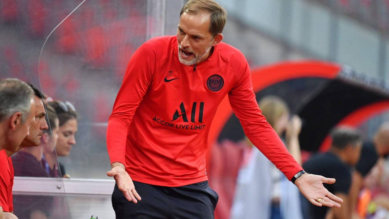 Unzufrieden: PSG-Trainer Tuchel während der Partie gegen den 1. FC Nürnberg.