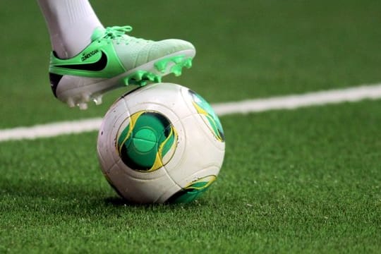 In Deutschland gibt es laut DFB rund 5000 Kunstrasenplätze.