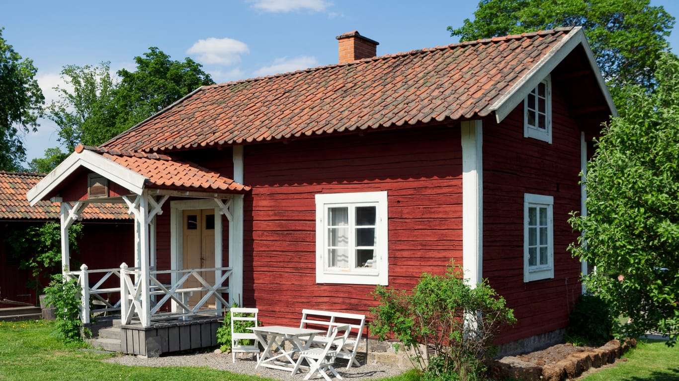 Ein Sommerhaus in Schweden. Finden Sie im Quiz heraus, wie gut Sie sich mit Skandinavien auskennen.