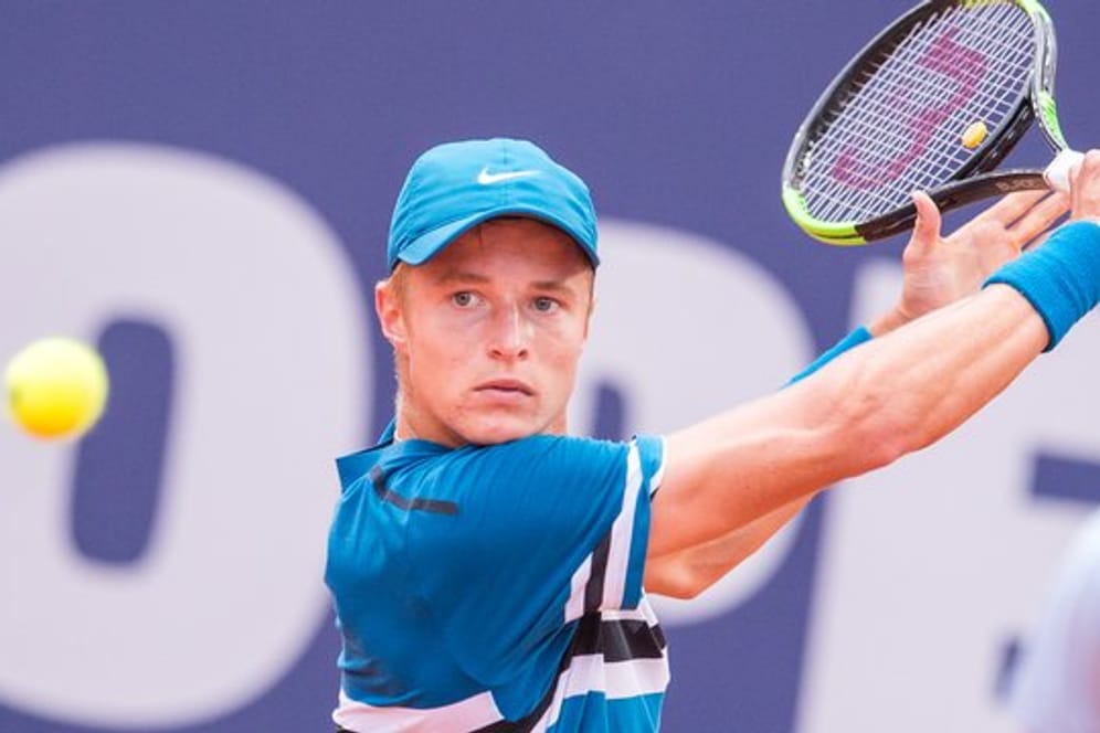 Talent Rudolf Molleker hat beim Tennisturnier in Hamburg das Achtelfinale erreicht.