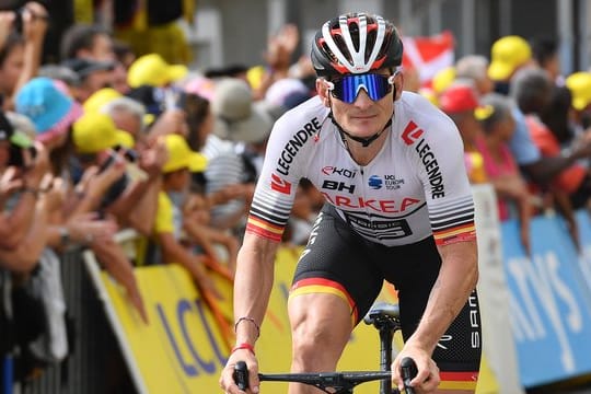 "3500 Kilometer im Juli durch Frankreich zu fahren, ist sicher auch nicht gesund", sagt Altstar André Greipel.