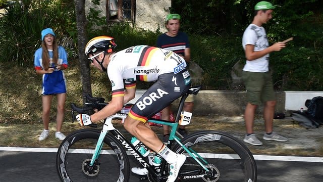 Wird das Trikot des deutschen Meisters nicht bei der Deutschland-Tour präsentieren können: Maximilian Schachmann.