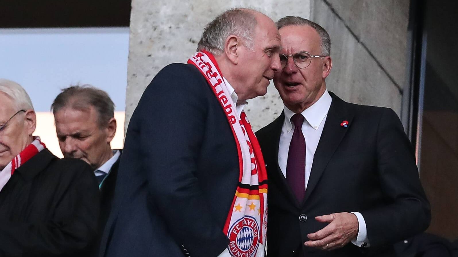 Prägen seit mehreren Jahrzehnten den FC Bayern: Präsident Uli Hoeneß und Vorstandsvorsitzender Karl-Heinz Rummenigge.