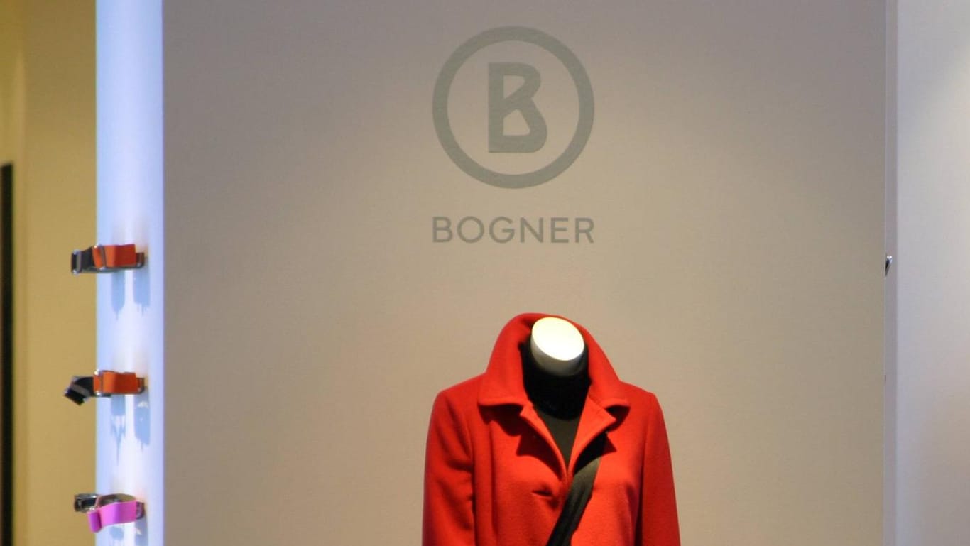 Schaufensterdekoration des Bogner-Shops in Berlin: Die Staatsanwaltschaft München ermittelt wegen Steuerhinterziehung gegen das Modeunternehmen.