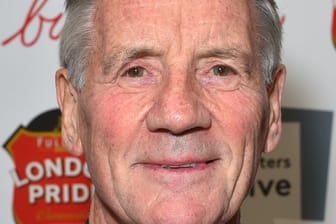 Michael Palin muss sich unters Messer legen.