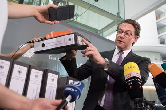 Hat seinen österreichischen Kollegen Andreas Reichhardt und den Tiroler Landeschef Günther Platter nach Berlin eingeladen: Bundesverkehrsminister Andreas Scheuer.