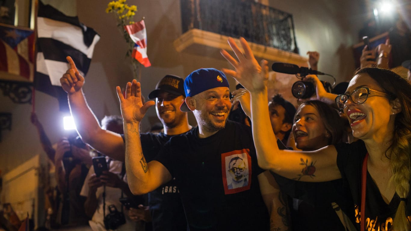 Jubel auf den Straßen Puerto Ricos: Der Gouverneur hat nach Massenprotesten seinen Rücktritt verkündet.