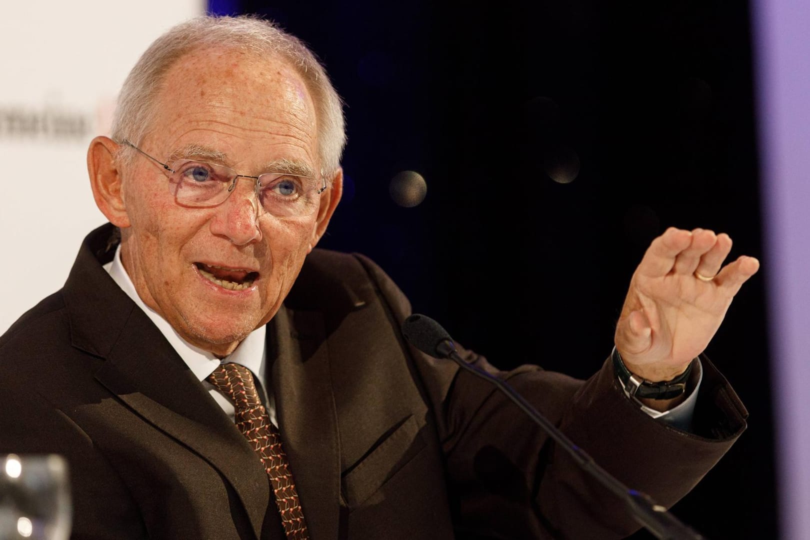 Wolfgang Schäuble: Der Präsident des Deutschen Bundestags richtet Worte gegen die AfD.