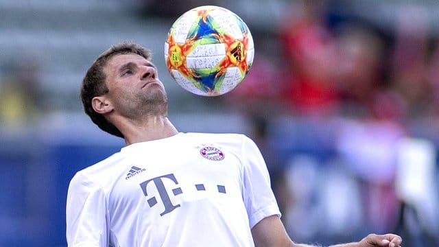 Verschwendet noch keine Gedanken an sein Karriereende: Thomas Müller hat noch bis 2021 einen Vertrag beim FC Bayern. Verschwendet noch keine Gedanken an sein Karriereende: Thomas Müller hat noch bis 2021 einen Vertrag beim FC Bayern.