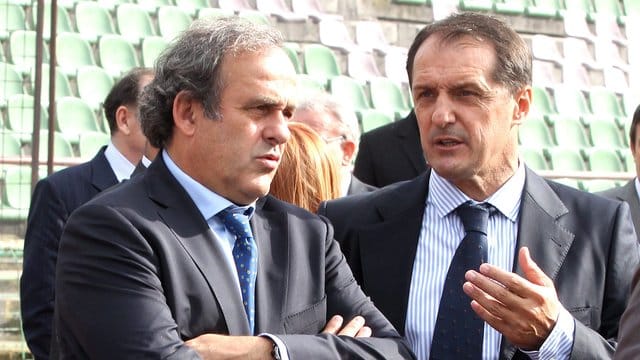 Als neuer Nationaltrainer von Montenegro gibt Farouk Hadzibegic seinen Einstand beim Testspiel gegen Ungarn im September. Als neuer Nationaltrainer von Montenegro gibt Farouk Hadzibegic seinen Einstand beim Testspiel gegen Ungarn im September.