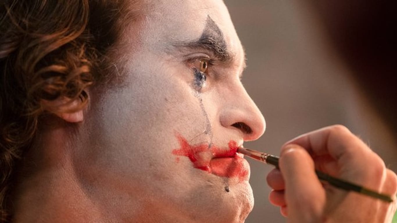 Joaquin Phoenix spielt die Hauptrolle in "Joker" von Todd Phillips.