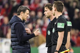 Trainer wie Niko Kovac könnten bald während der Bundesligapartien bestraft werden.