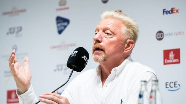 Kritischer Blick: Boris Becker in Hamburg.