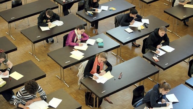 Abiturprüfungen am Luisen-Gymnasium in Düsseldorf.