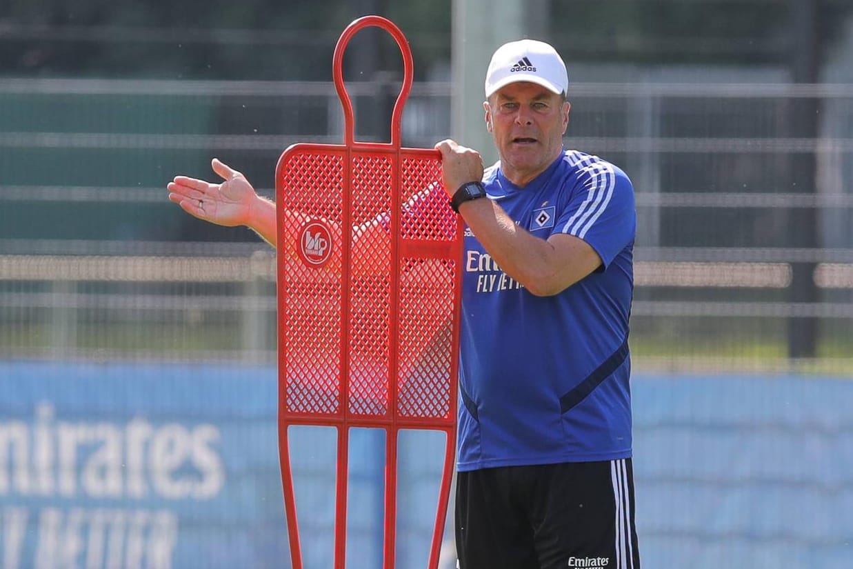 Trifft am Sonntag mit dem HSV auf Darmstadt: Dieter Hecking.