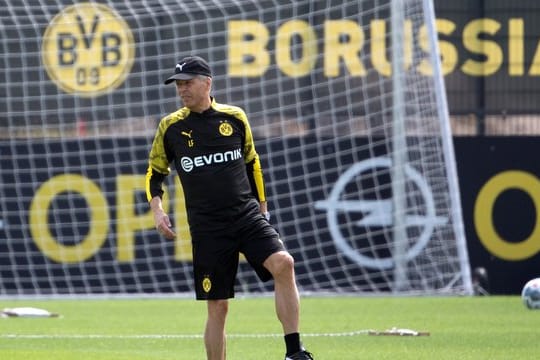 Gab seinen Spielern Hitzefrei: BVB-Coach Lucien Favre.