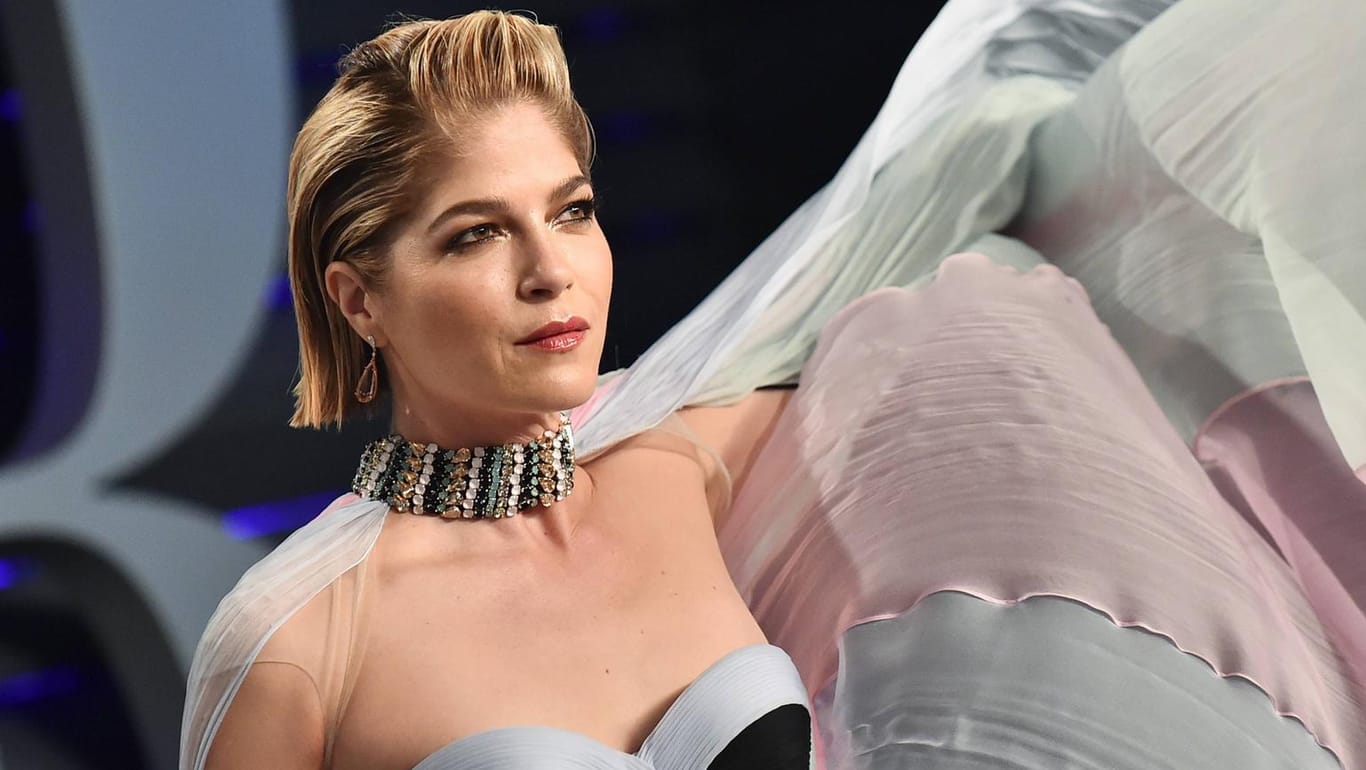 Selma Blair: Sie ließ sich eine Glatze schneiden.