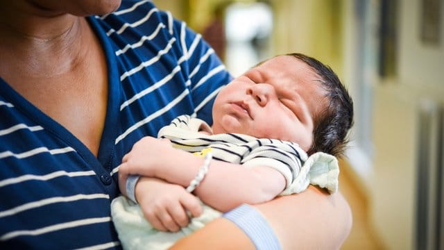 Großes Baby in Mönchengladbach geboren